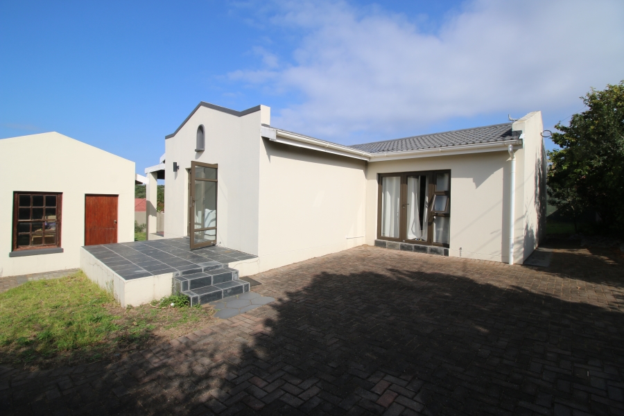 3 Bedroom Property for Sale in Blue Bend Eastern Cape